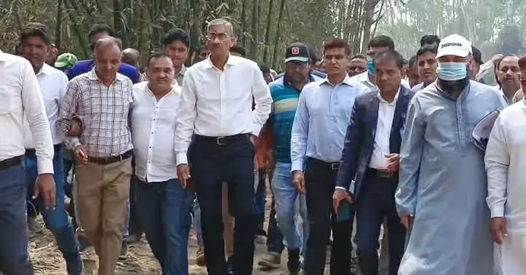 পানিসম্পদ মন্ত্রী শহীদউদ্দীন চৌধুরী এ্যানি ও প্রতিমন্ত্রী ফরহাদ হোসেন আজাদ